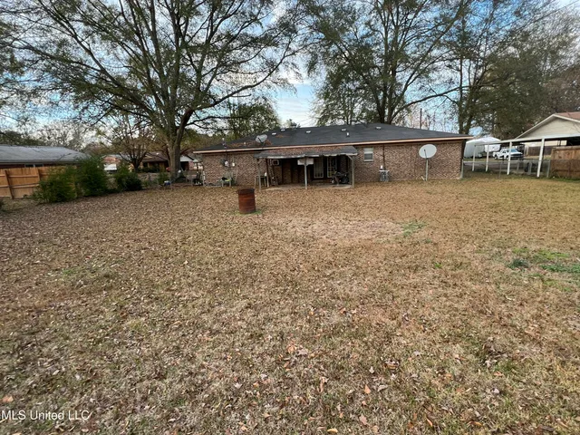 $95,000 | 104 Goza Street, Grenada, MS 38901