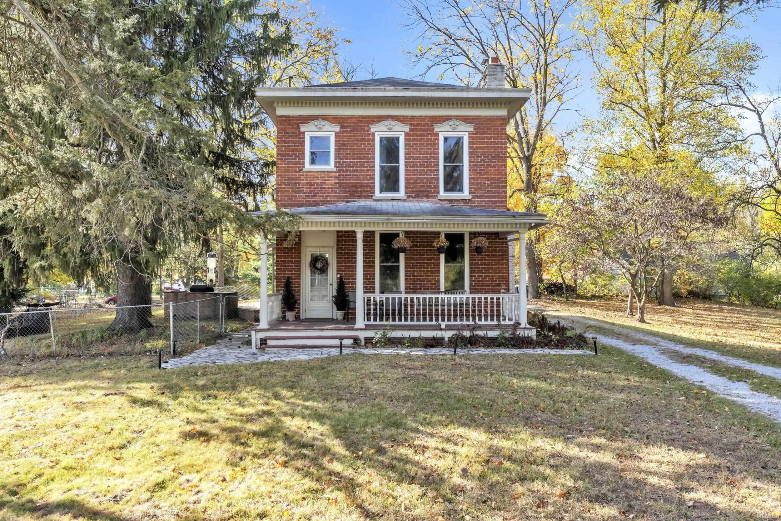 2444 Sand Point Road Fort Wayne, IN 46809 - Photo 6 of 36