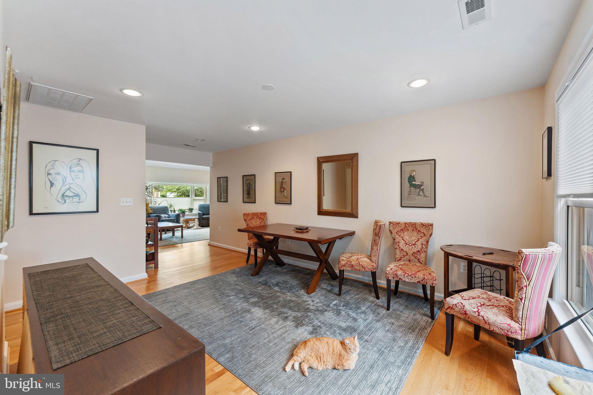 4000 North Glebe Road Arlington, VA 22207 - Photo 32 of 46 Dining room