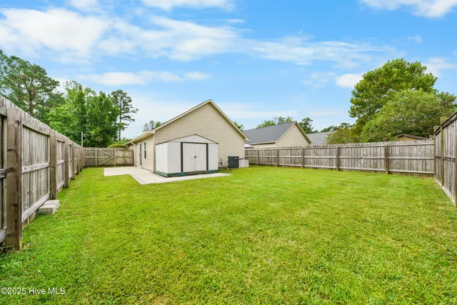 $319,900 | 719 Grathwol Drive, Wilmington, NC 28405