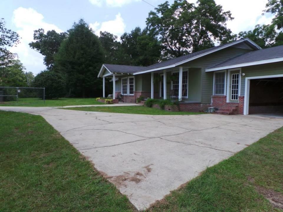 5433 Ridge Road Brewton, AL 36426 - Photo 4 of 28