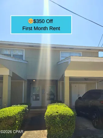 $1,695 | 6903 North Lagoon Drive, Unit 6, Panama City, FL 32408