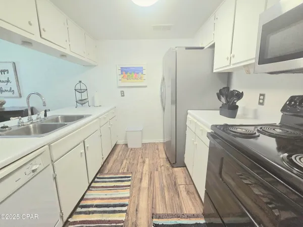 $1,695 | 6903 North Lagoon Drive, Unit 6, Panama City, FL 32408