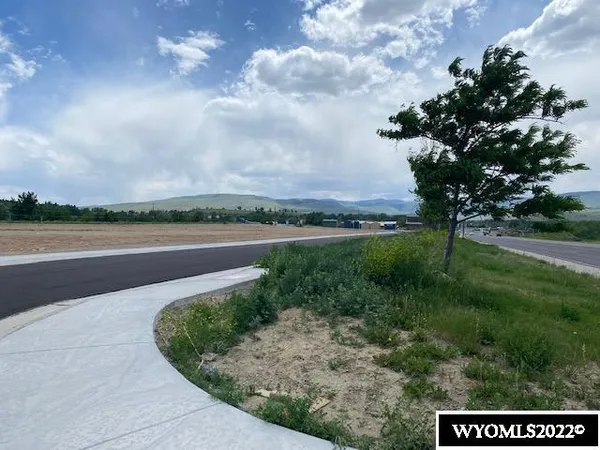 $303,610 | 1100 Pronghorn Drive, Lander, WY 82520