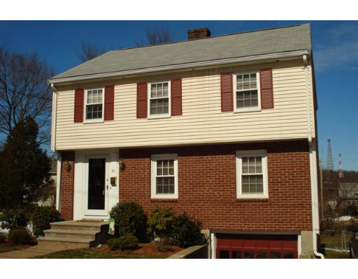 91 Thornton Road Waltham, MA 02453 - Photo 13 of 13 a front view of a house with a yard