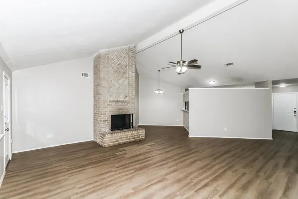 $1,895 | 2406 Heathergold Drive, Houston, TX 77084