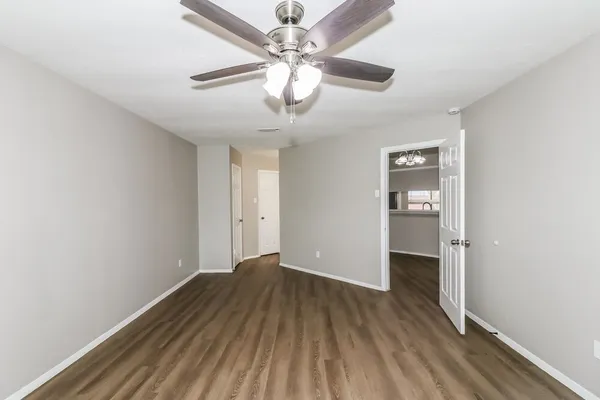 $1,895 | 2406 Heathergold Drive, Houston, TX 77084