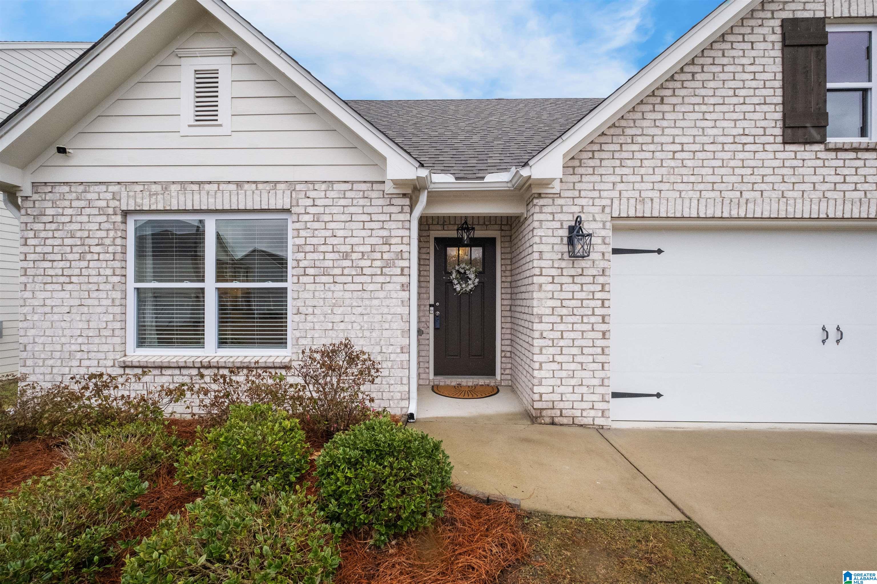 1067 Riviera Drive Calera, AL 35040 - Photo 6 of 39
