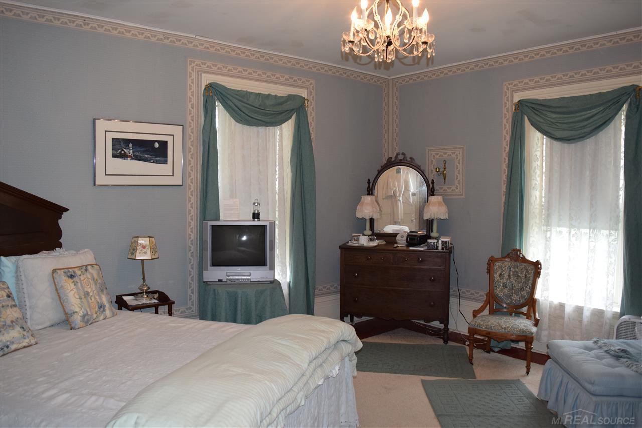 111 South Ridge Street Port Sanilac, MI 48469 - Photo 14 of 35 50001062-13.JPG