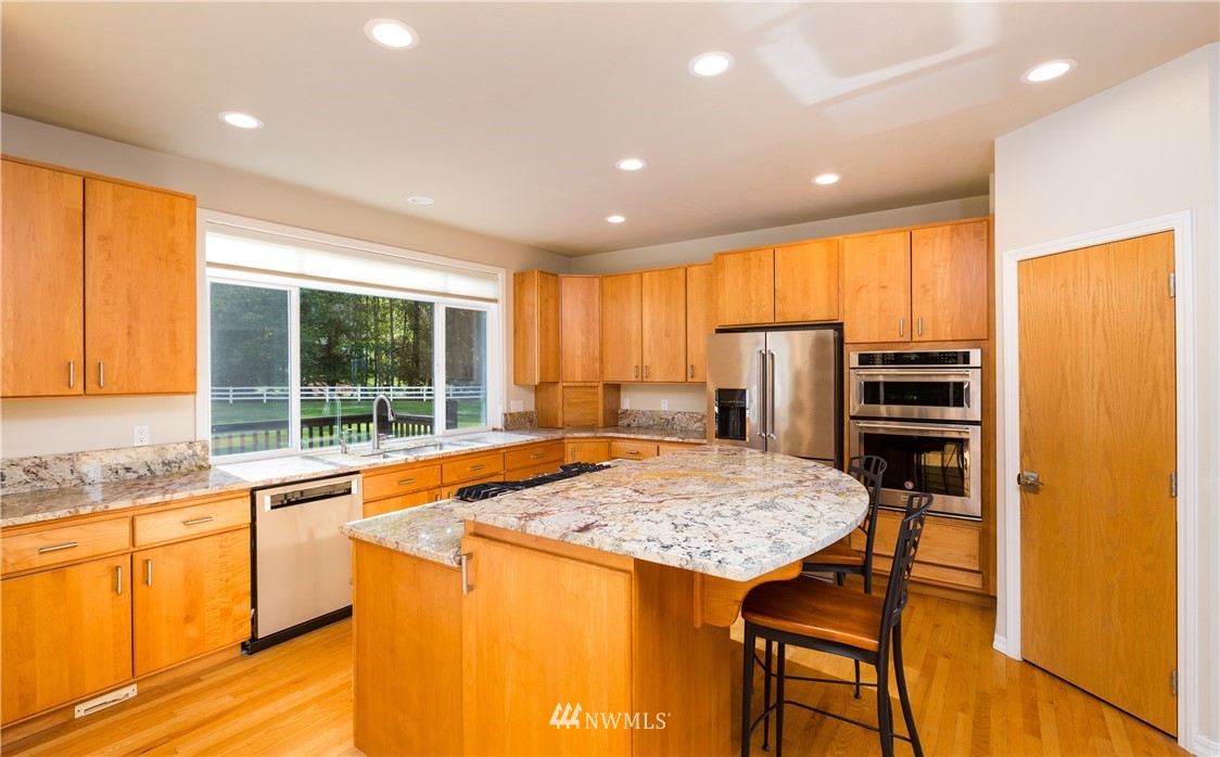 640 Linden Road Bellingham, WA 98225 - Photo 9 of 25