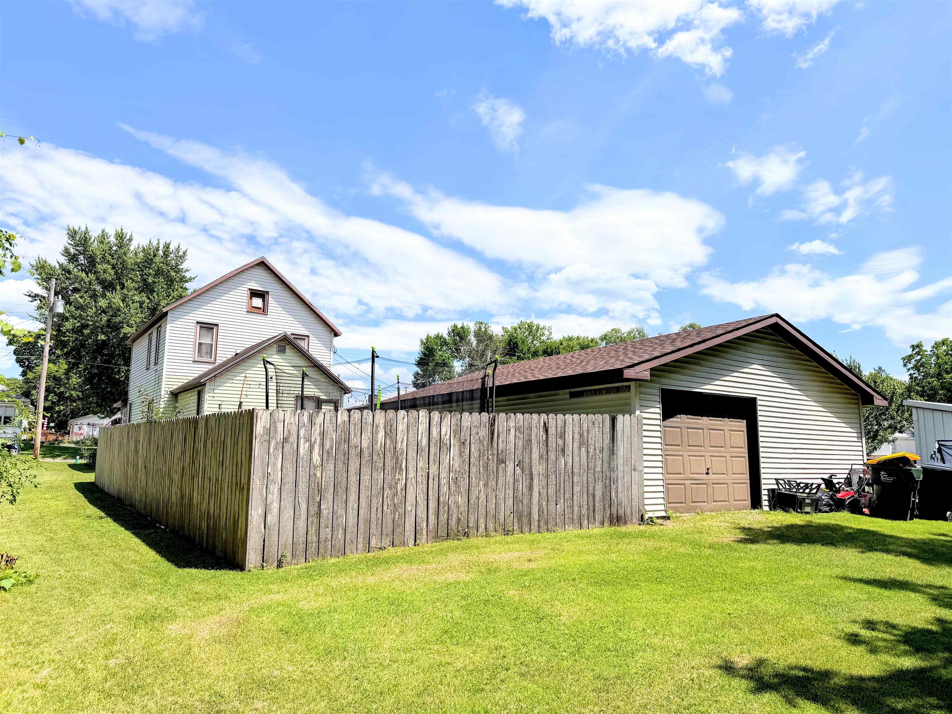 211 South Prairie Street Prairie du Chien, WI 53821 - Photo 37 of 39