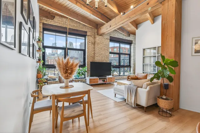 $3,195 | 404 North Washington Avenue, Unit 205, Minneapolis, MN 55401