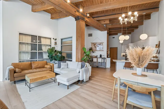 $3,195 | 404 North Washington Avenue, Unit 205, Minneapolis, MN 55401