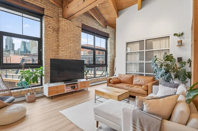 $3,195 | 404 North Washington Avenue, Unit 205, Minneapolis, MN 55401