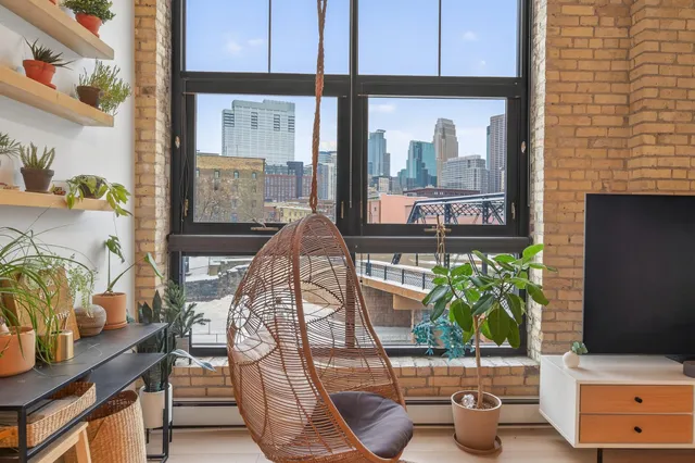 $3,195 | 404 North Washington Avenue, Unit 205, Minneapolis, MN 55401