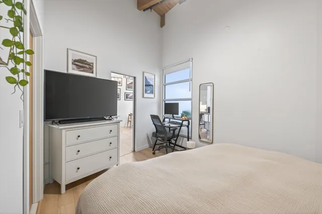 $3,195 | 404 North Washington Avenue, Unit 205, Minneapolis, MN 55401