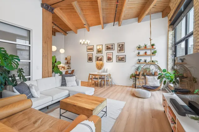 $3,195 | 404 North Washington Avenue, Unit 205, Minneapolis, MN 55401