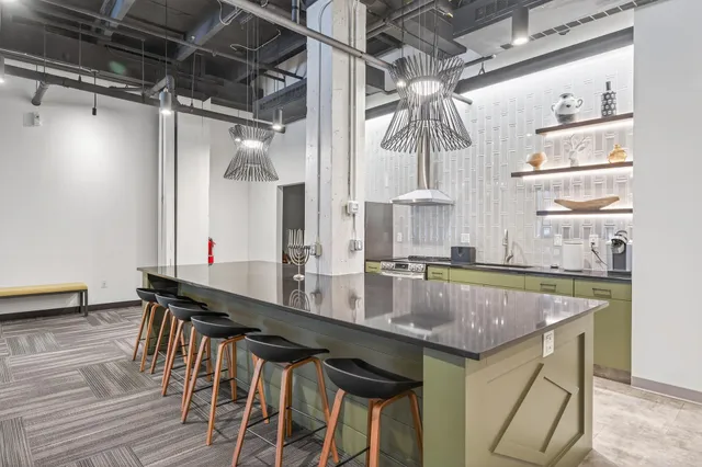 $3,195 | 404 North Washington Avenue, Unit 205, Minneapolis, MN 55401