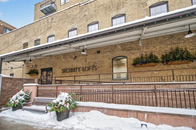 $3,195 | 404 North Washington Avenue, Unit 205, Minneapolis, MN 55401