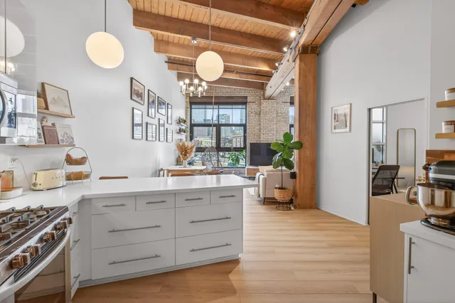 $3,195 | 404 North Washington Avenue, Unit 205, Minneapolis, MN 55401