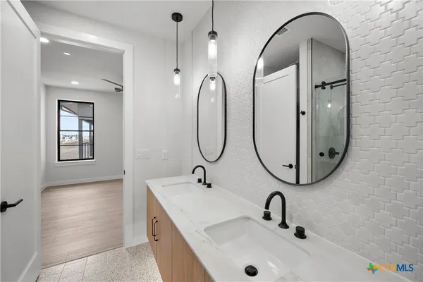 $3,000 | 634 Central Parkway, Unit 1211, New Braunfels, TX 78130