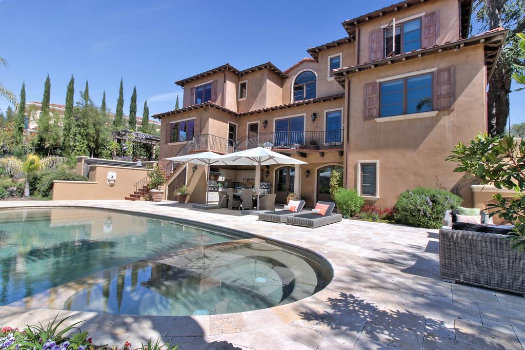 480 Border Hill Road Los Altos, CA 94024 - Photo 13 of 69 Gallery Image 13
