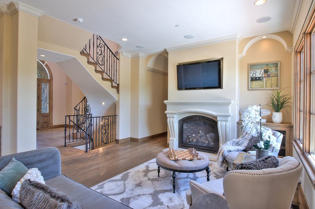 480 Border Hill Road Los Altos, CA 94024 - Photo 24 of 69 Gallery Image 24