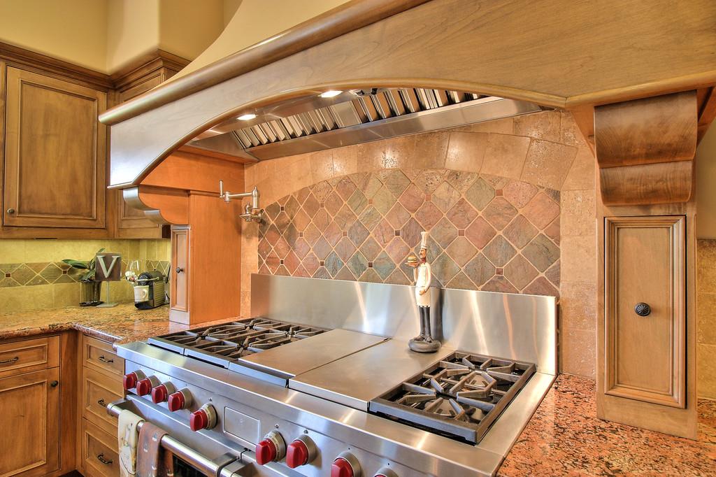 480 Border Hill Road Los Altos, CA 94024 - Photo 27 of 69 Gallery Image 27