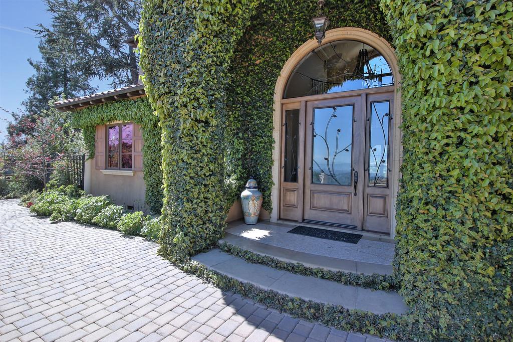 480 Border Hill Road Los Altos, CA 94024 - Photo 5 of 69 Gallery Image 5