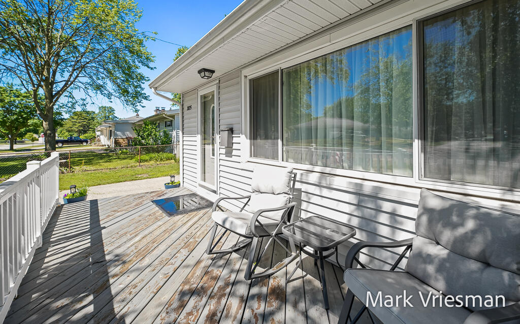 3125 Coolidge Road Muskegon, MI 49441 - Photo 3 of 46 3125CoolidgeRd-3LoRes