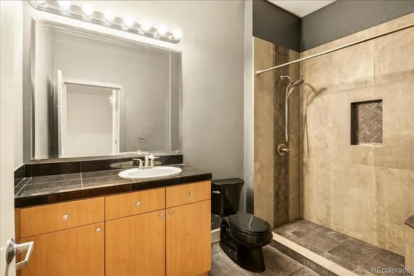 $334,000 | 5677 South Park Place, Unit 103, Greenwood Village, CO 80111