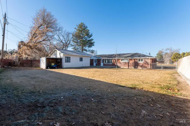 $335,000 | 554 Lynwood Boulevard, Twin Falls, ID 83301