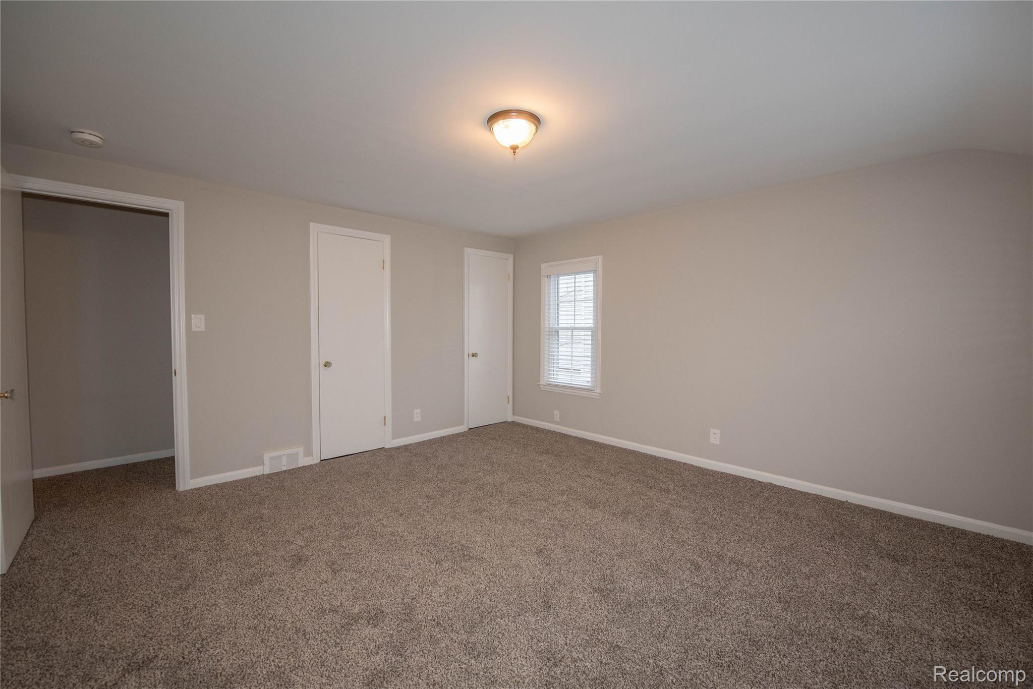 1699 Littlestone Road Grosse Pointe, MI 48236 - Photo 37 of 54 Littlestone 1699 - 34.jpg