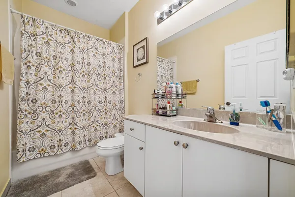 $699,000 | 8147 Viale Matera, Lake Worth, FL 33467