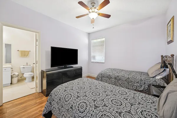 $699,000 | 8147 Viale Matera, Lake Worth, FL 33467