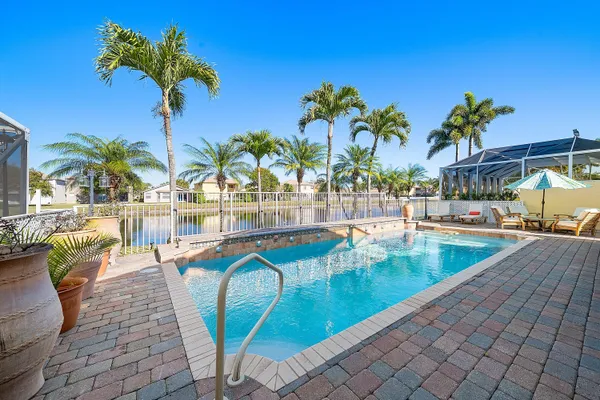 $699,000 | 8147 Viale Matera, Lake Worth, FL 33467
