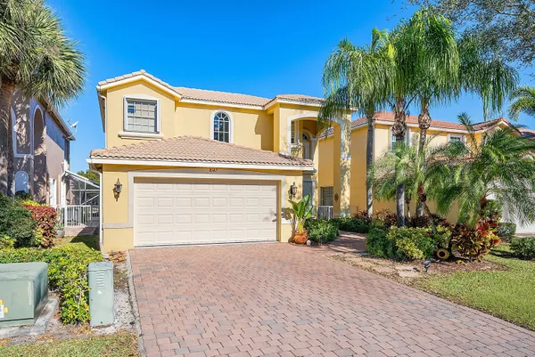 $699,000 | 8147 Viale Matera, Lake Worth, FL 33467