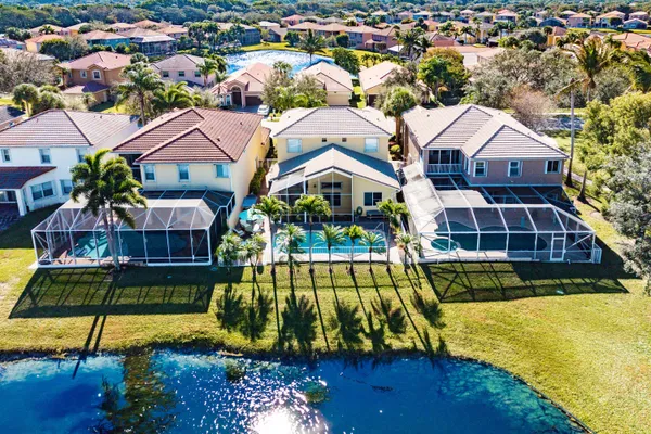 $699,000 | 8147 Viale Matera, Lake Worth, FL 33467