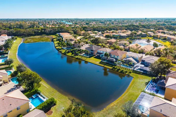 $699,000 | 8147 Viale Matera, Lake Worth, FL 33467