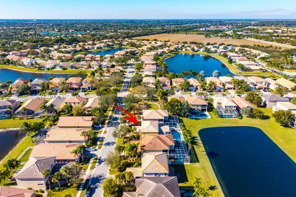 $699,000 | 8147 Viale Matera, Lake Worth, FL 33467