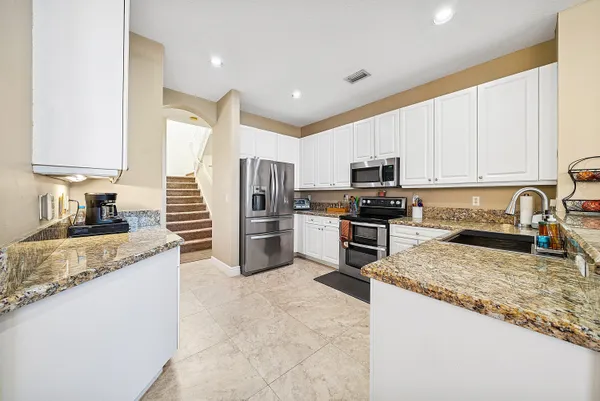 $699,000 | 8147 Viale Matera, Lake Worth, FL 33467