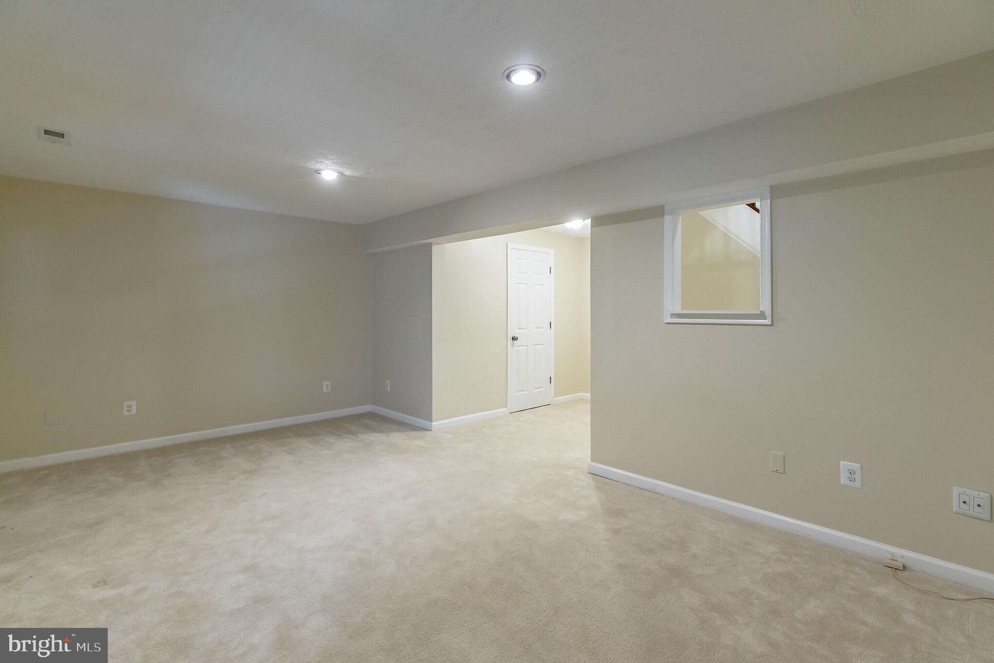 8083 Donegal Lane Springfield, VA 22153 - Photo 13 of 30