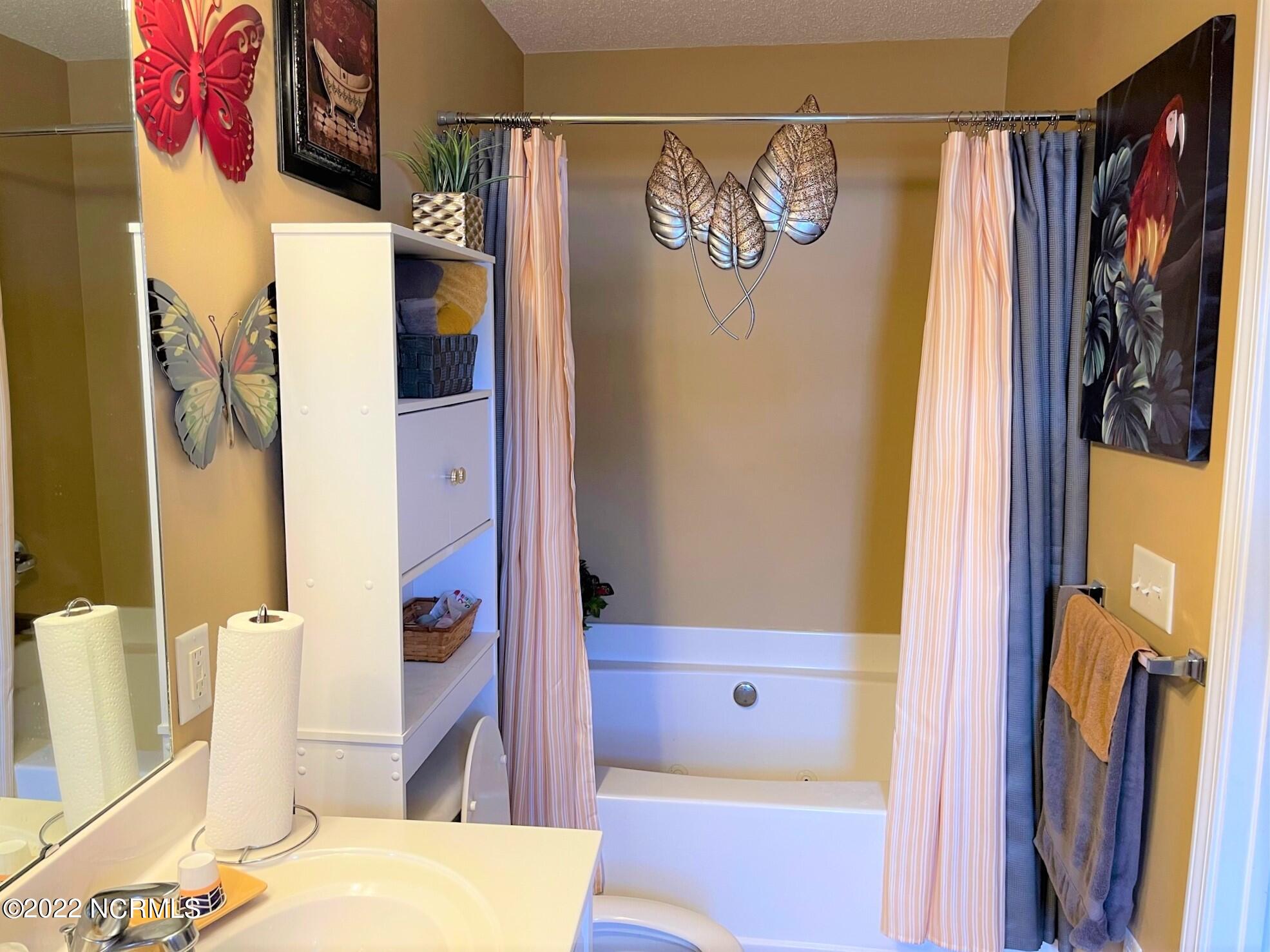 30 Beryl Circle Pinehurst, NC 28374 - Photo 15 of 34 Master Bath