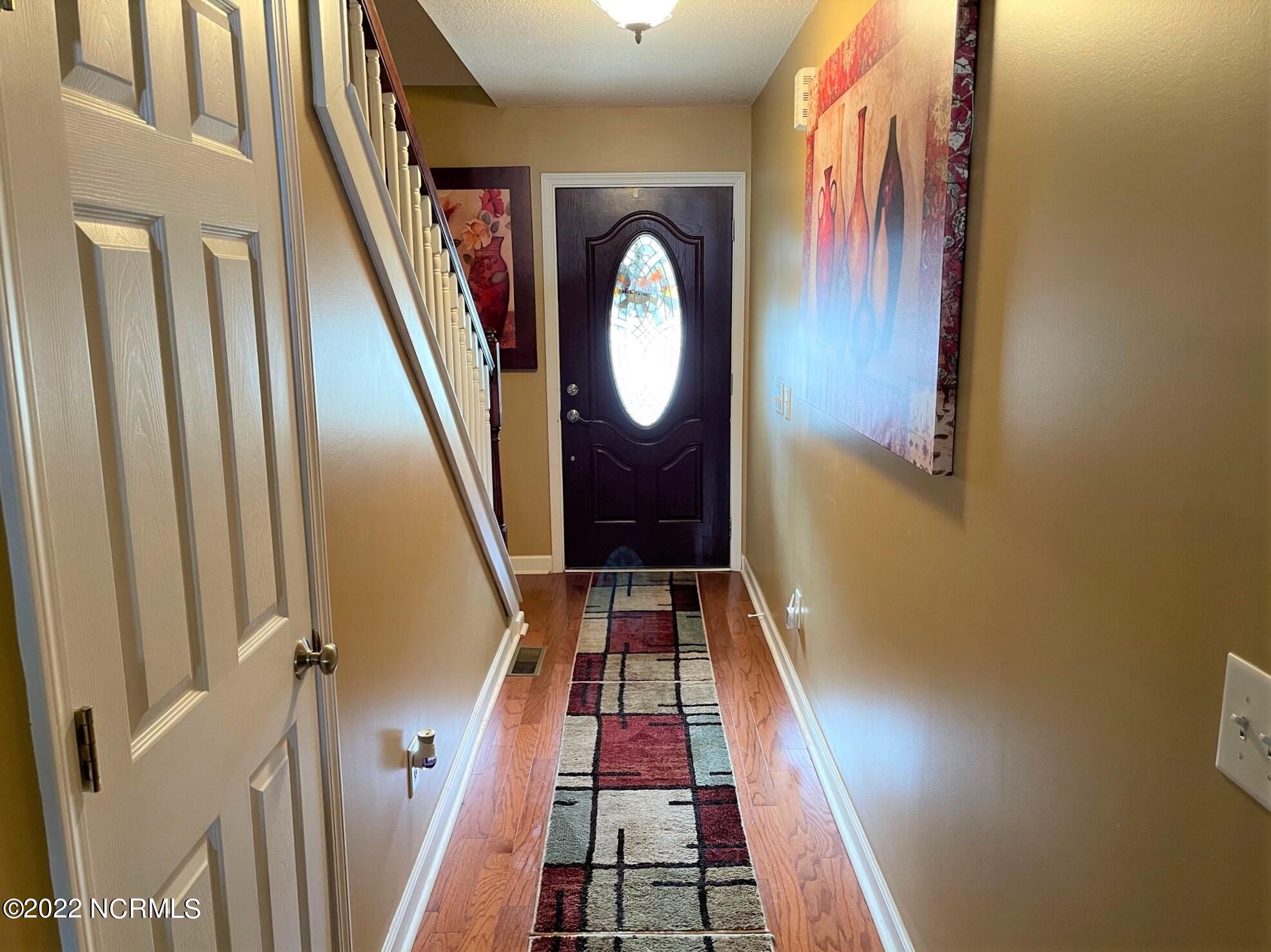 30 Beryl Circle Pinehurst, NC 28374 - Photo 3 of 34 Entry Foyer