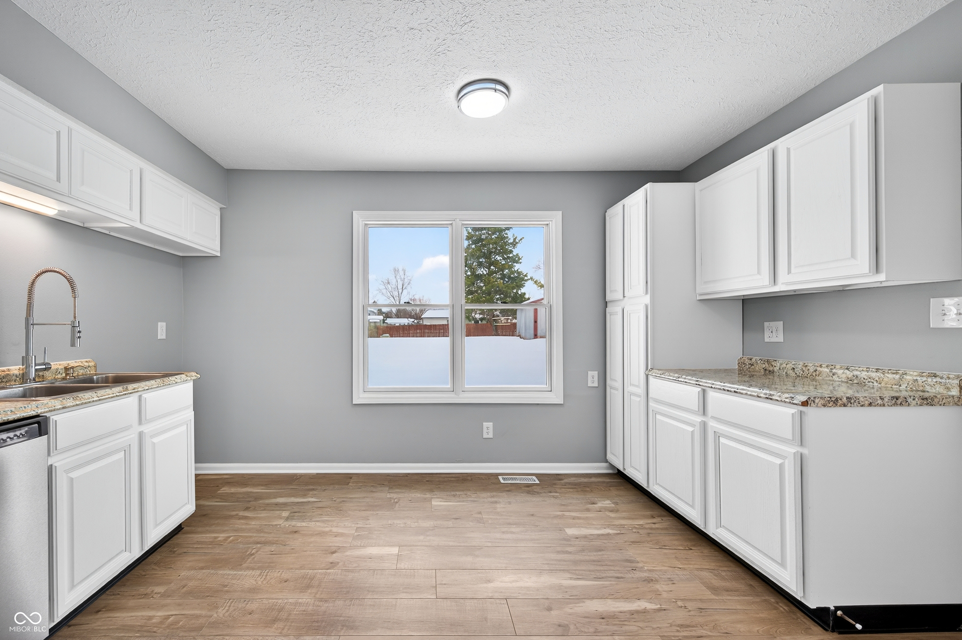 5617 Milhouse Road Indianapolis, IN 46221 - Photo 15 of 36