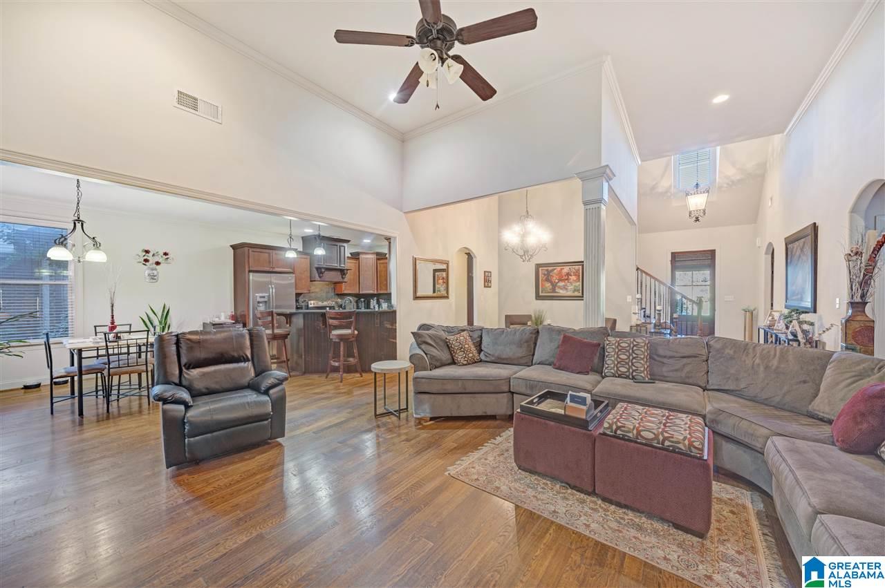 307 Strathaven Road Pelham, AL 35124 - Photo 8 of 29