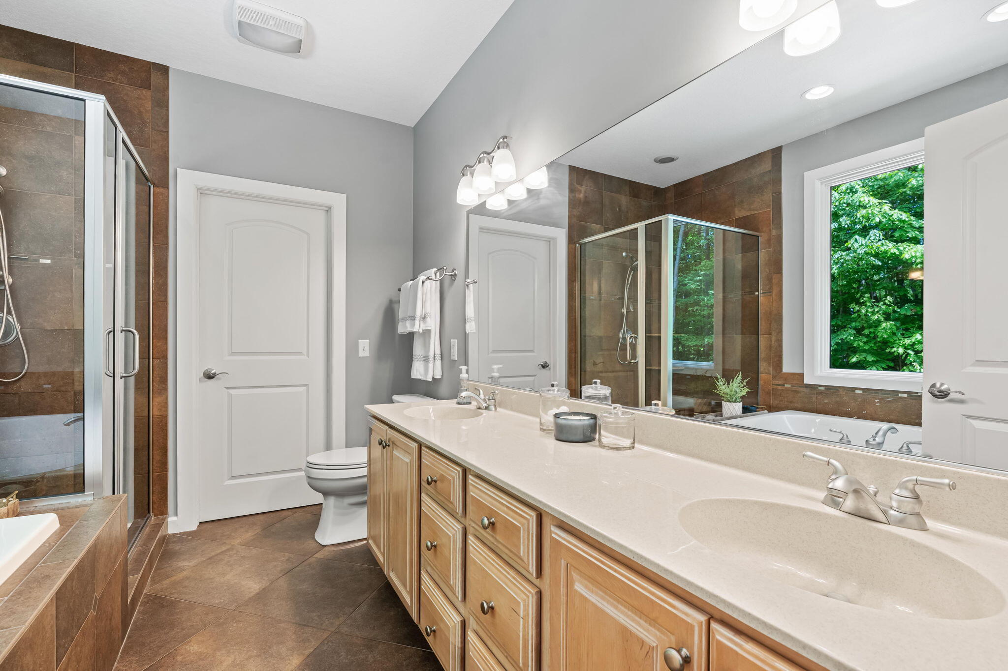 16528 West Fruitport Road Spring Lake, MI 49456 - Photo 22 of 59 22_beyc6a47caddd26a1
