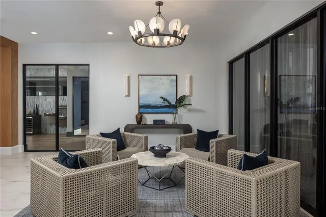 $2,920 | 5127 West Tyson Avenue, Unit B3, Tampa, FL 33616