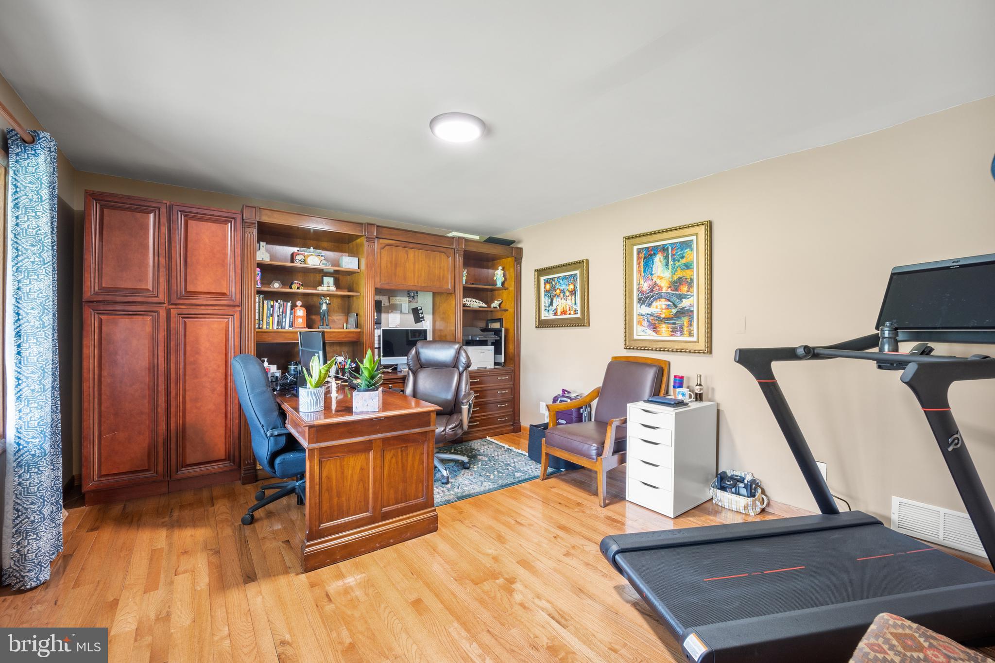 871 Frank Road West Chester, PA 19380 - Photo 11 of 33 1st Fl office / den