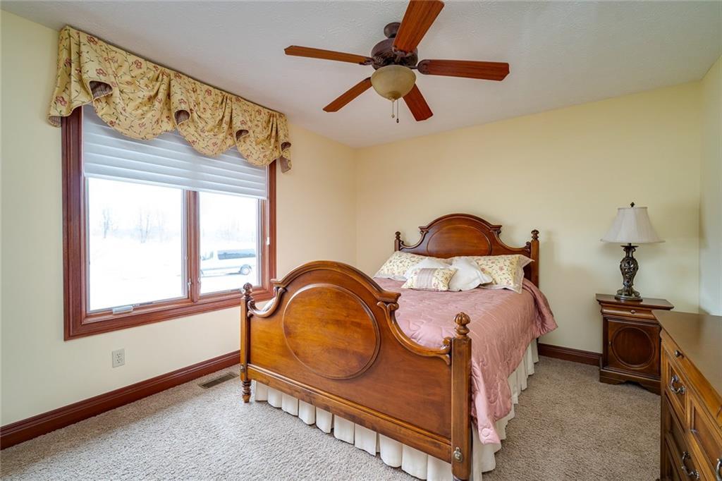 1481 Kingsgate Road Springfield, OH 45503 - Photo 17 of 39